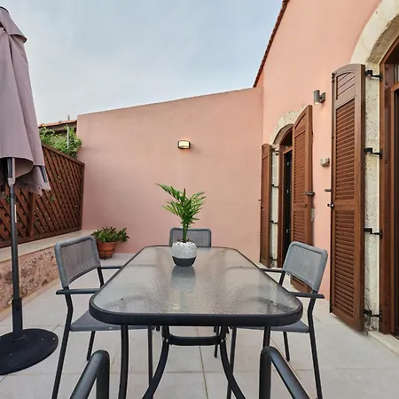Stone With Swimming Pool-bbq! Villa *