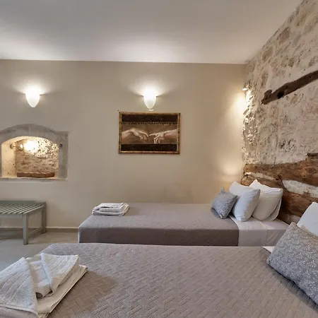 Stone With Swimming Pool-bbq! Villa *