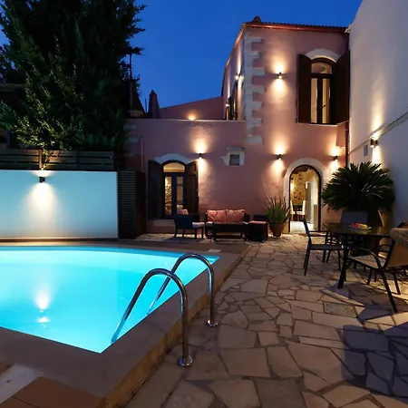 Stone With Swimming Pool-bbq! Villa